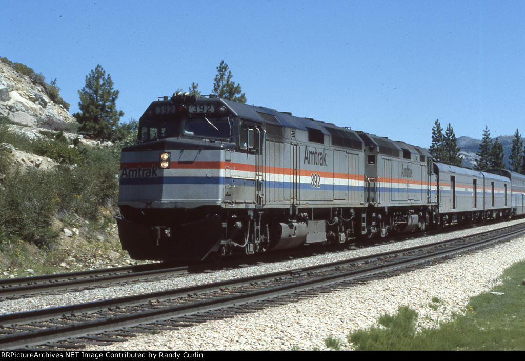 AMTK 392 with #5 California Zephyr